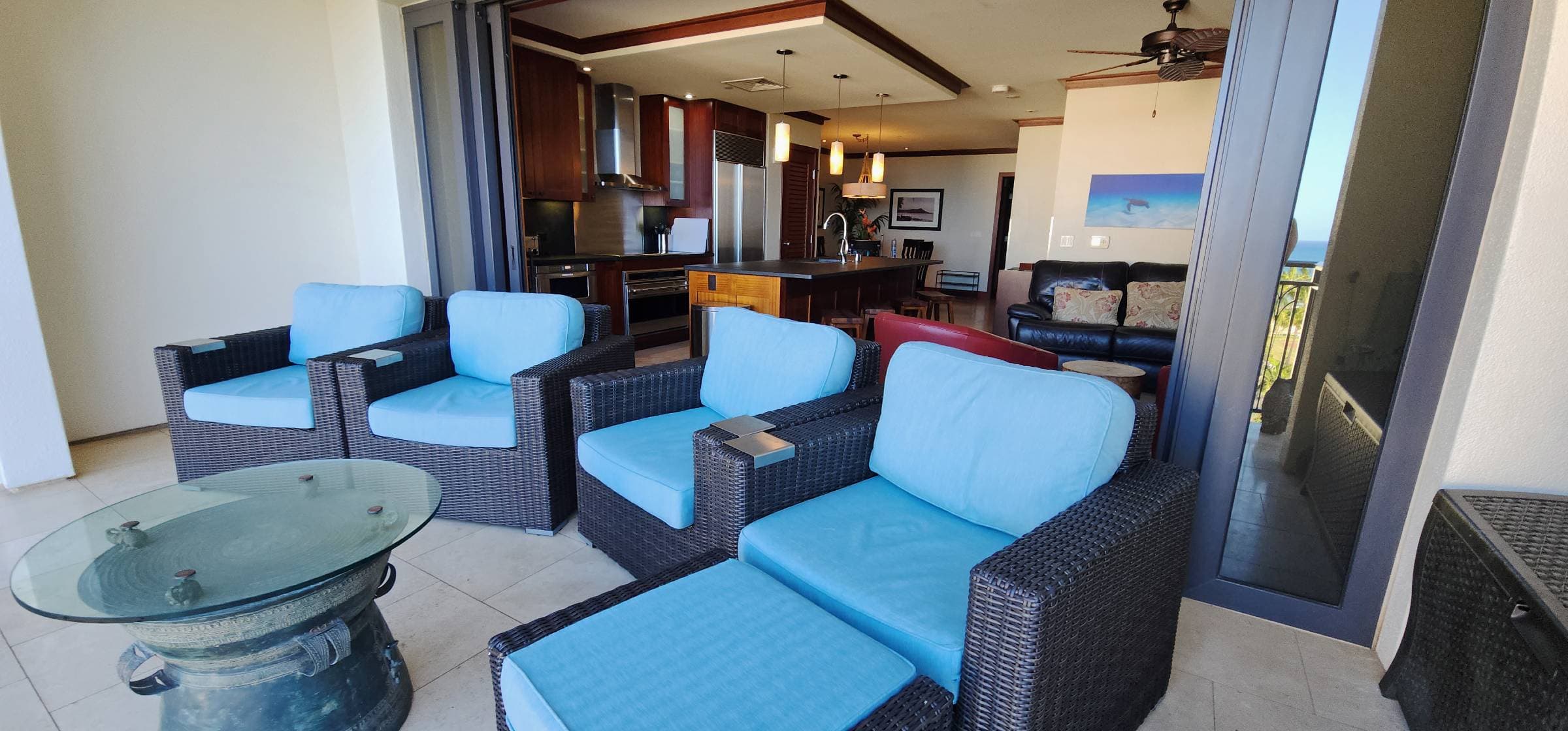 Luxuriously comfortable front lanai chairs