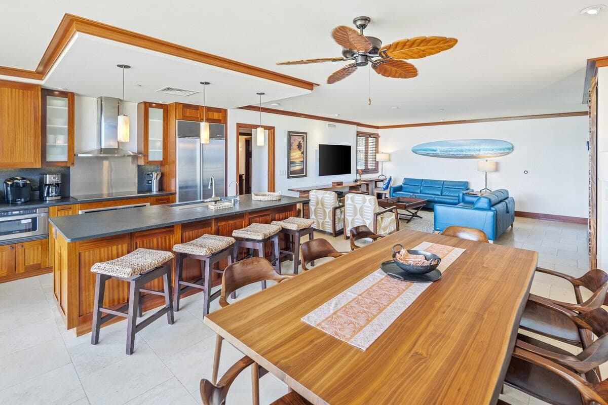 This is the largest 3 bedroom layout at Beach Villas with tons of room for everyone