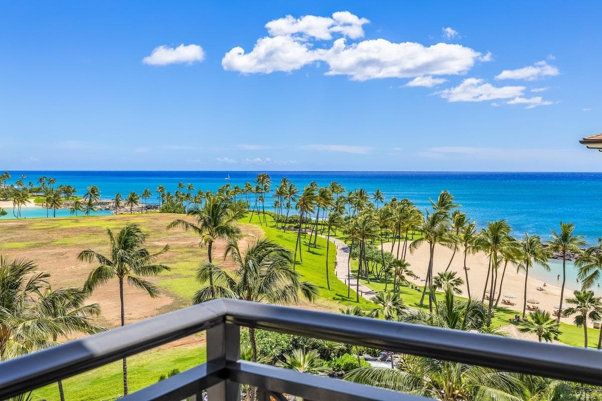 View of the Pacific Ocean from the lanai