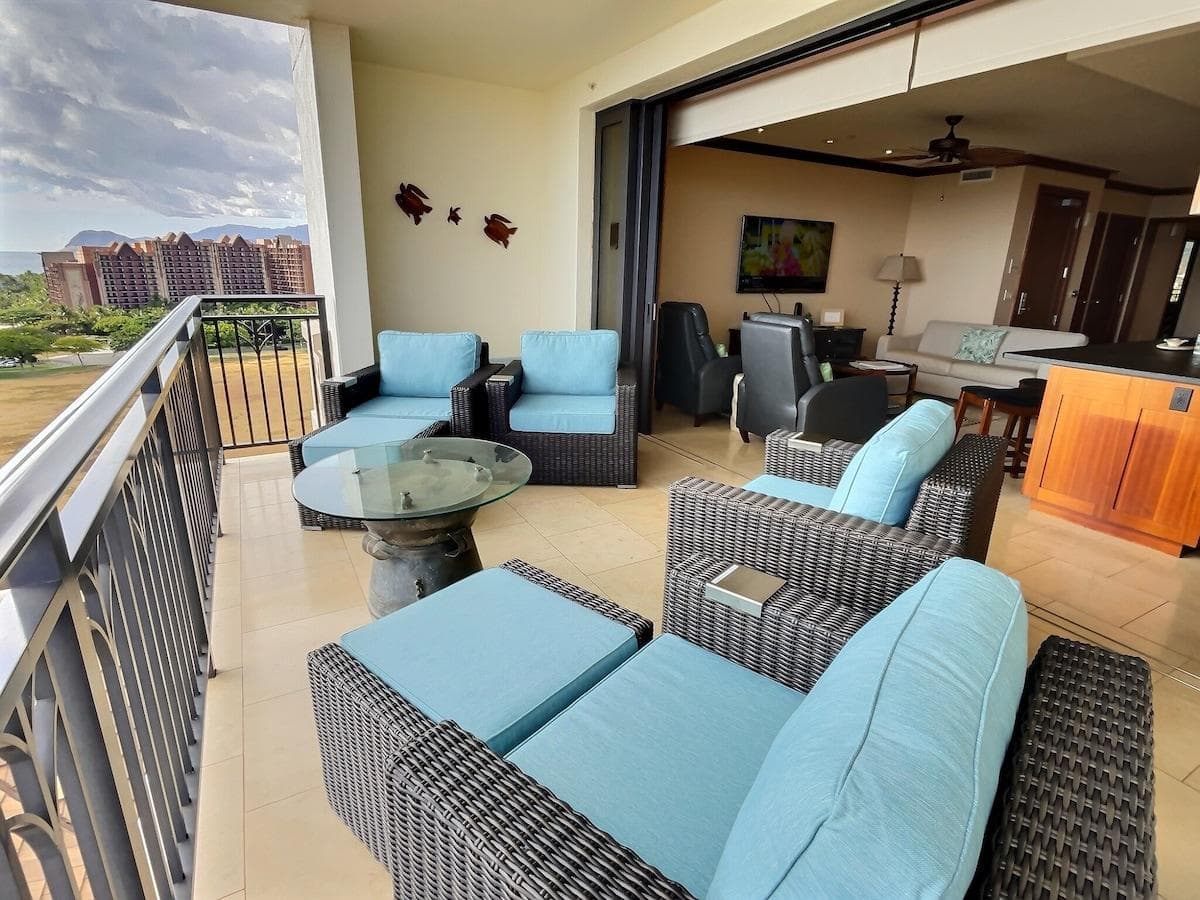 New lanai furniture August 2024